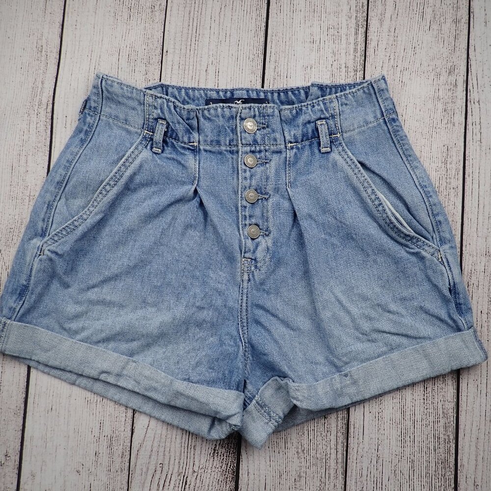 HOLLISTER Size 3 / 26 Mom Shorts Curvy Ultra High Rise Paper Bag